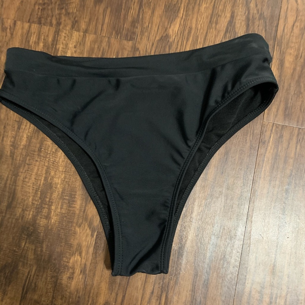 Bikini bottoms
